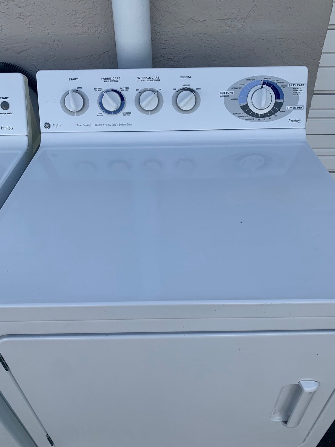 GE Washer and Dryer Set GE Washer and Dryer Set